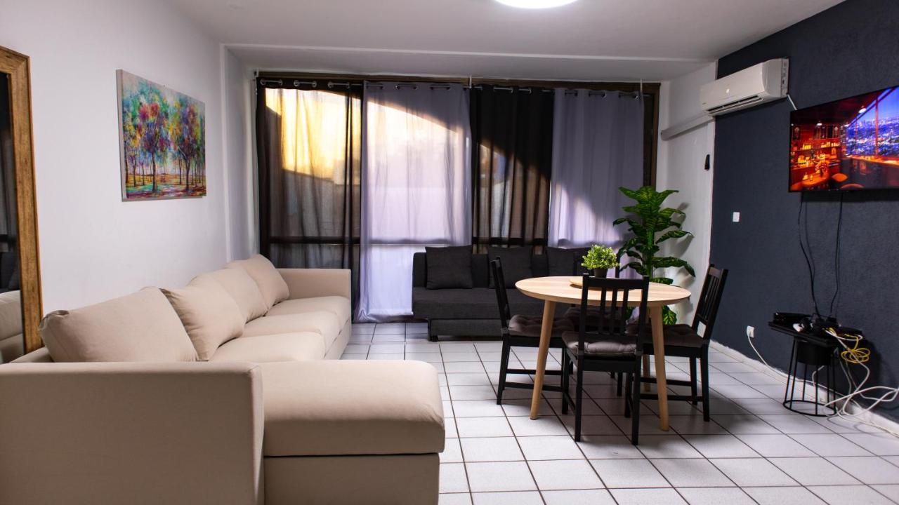 Grey House Apartamento Eilat Exterior foto
