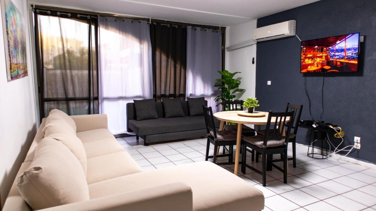 Grey House Apartamento Eilat Exterior foto